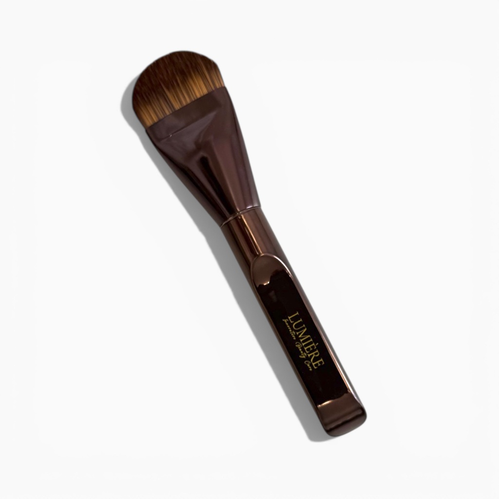 [AB004A1] Brush